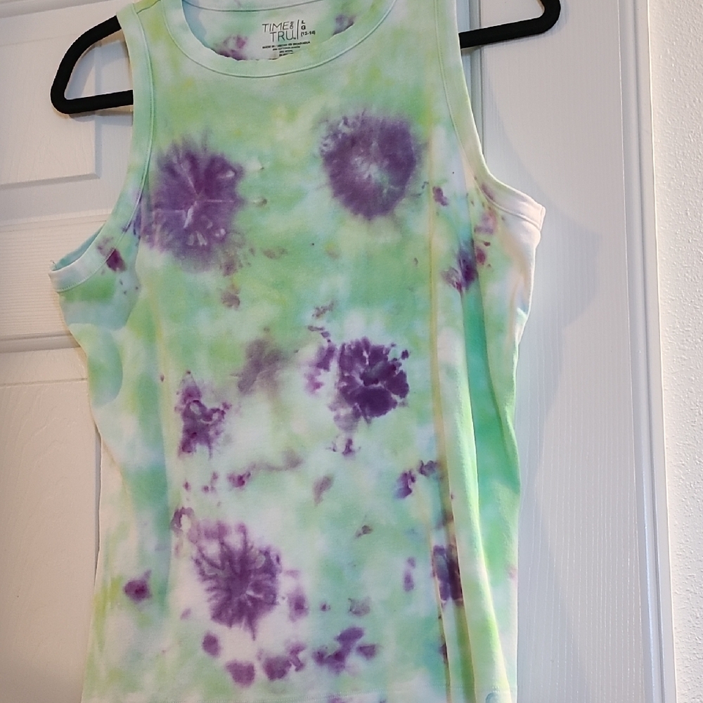 Time and Tru Green and Purple Tie-Dye Tank Top - Picture 4 of 4